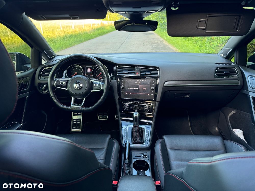 Volkswagen Golf 2.0 TSI GTI 35 DSG - 10