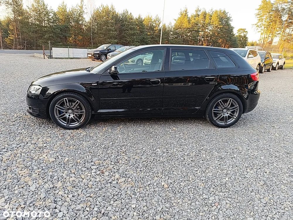 Audi A3 Sportback 1.6 TDI DPF Attraction S tronic - 3