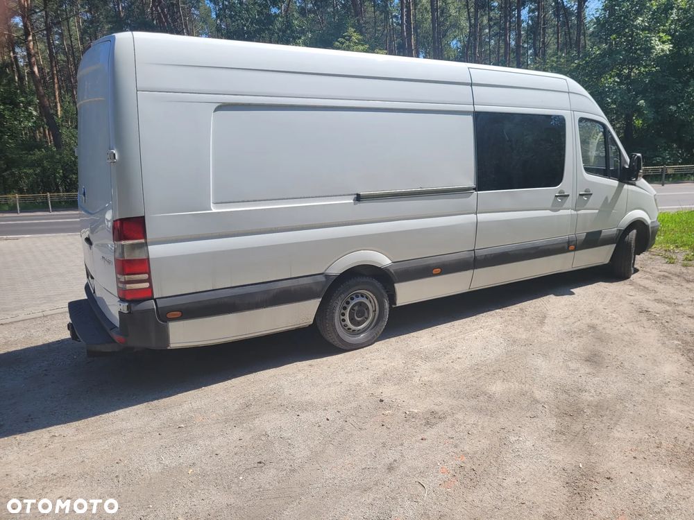Mercedes-Benz Sprinter - 7