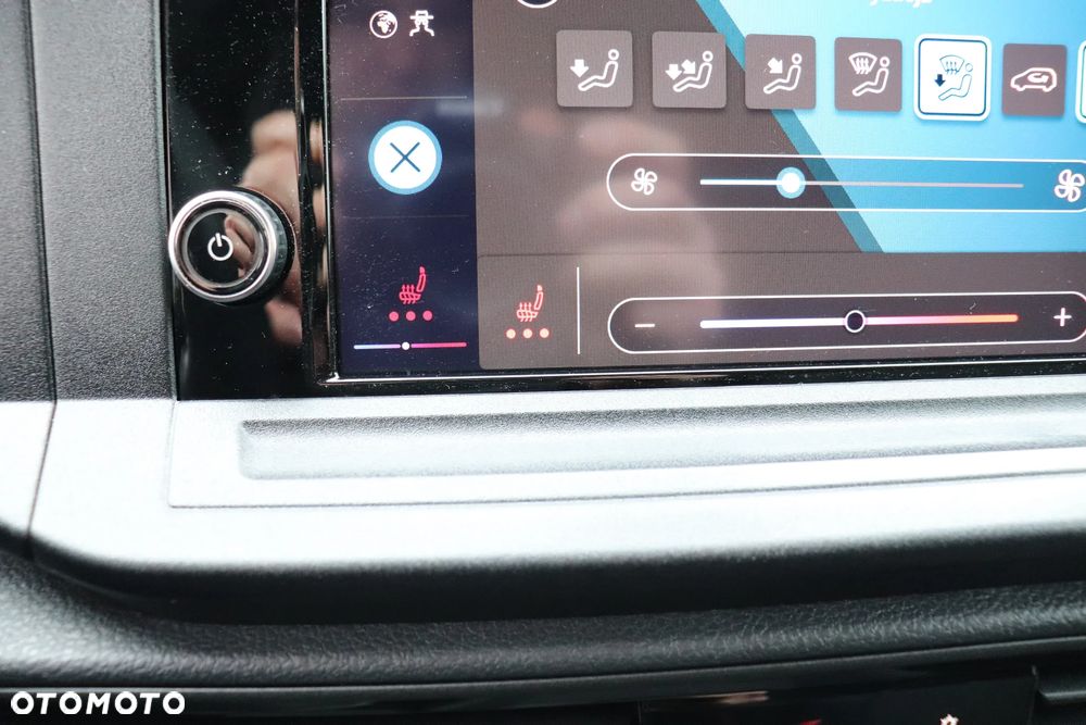 Volkswagen Caddy Maxi - 16