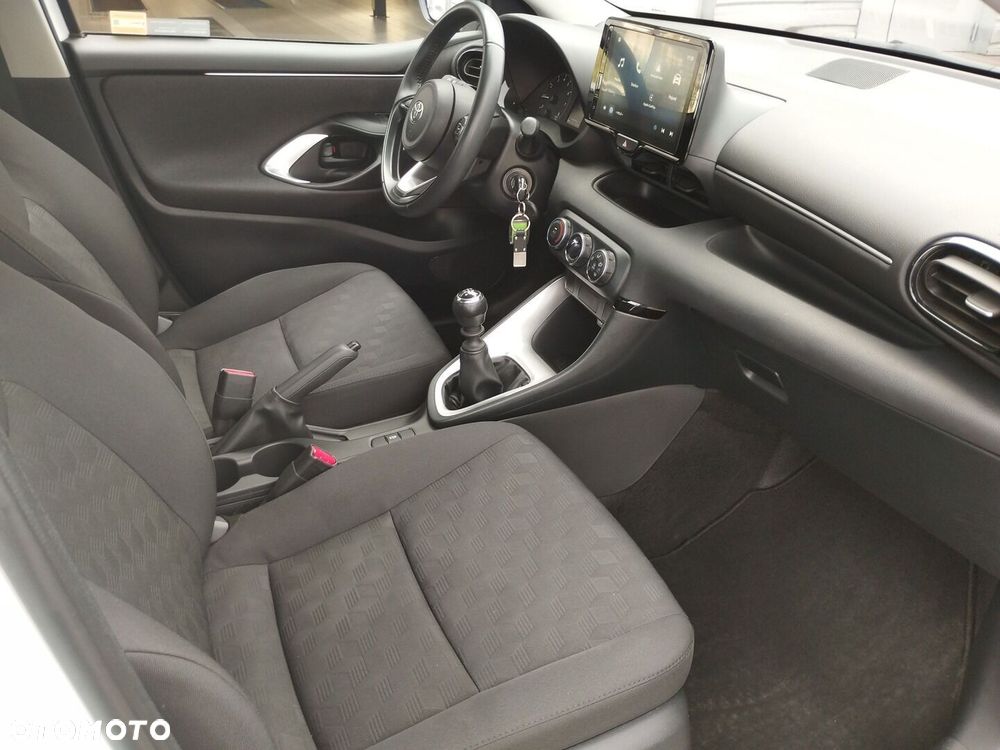 Toyota Yaris 1.5 Comfort - 11