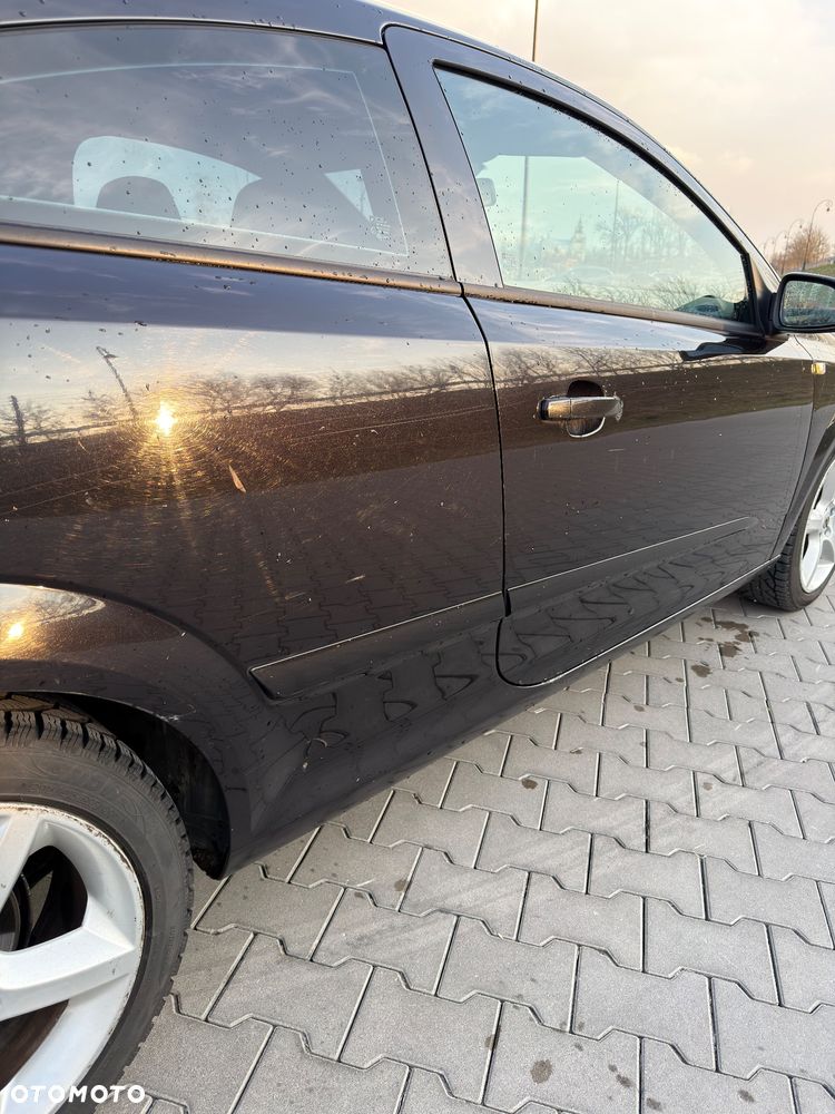 Opel Astra 2.0 Turbo Sport - 11