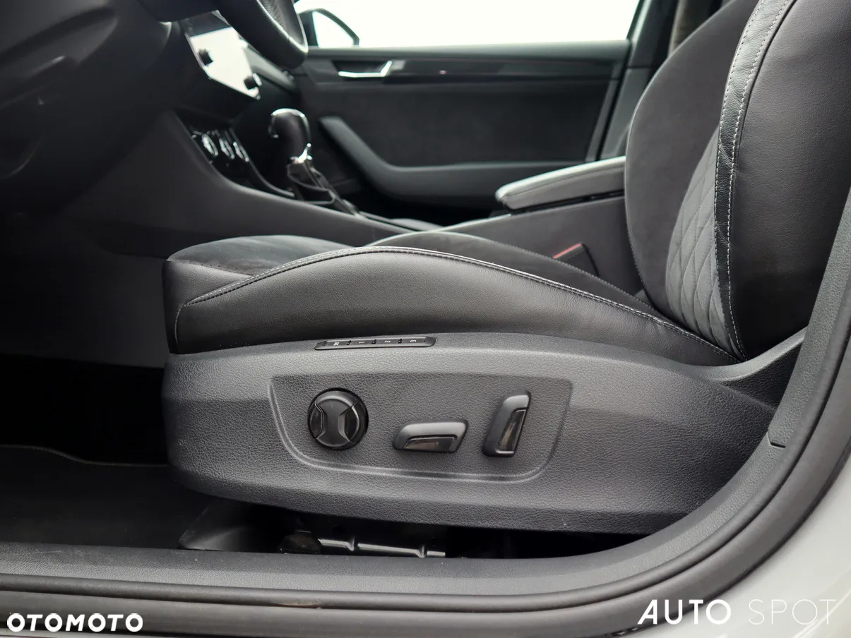 Skoda Superb 2.0 TSI 4x4 Sportline DSG - 18