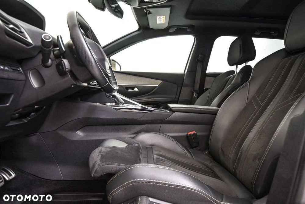 Peugeot 5008 BlueHDi 130 EAT8 GT - 10