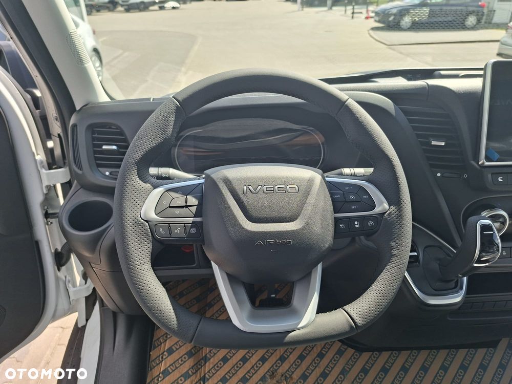 Iveco Daily 35S18HA8 V - 18
