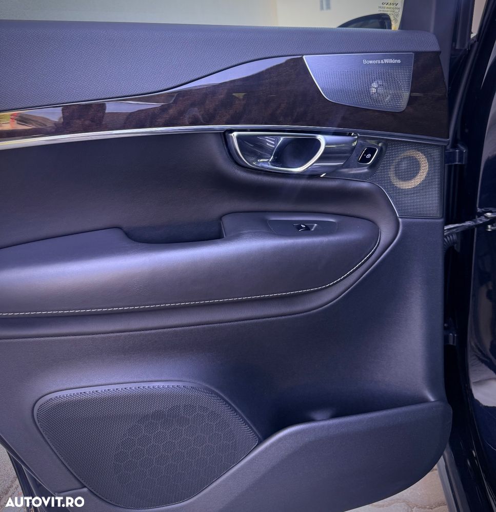 Volvo XC 90 D5 AWD Geartronic Inscription - 12
