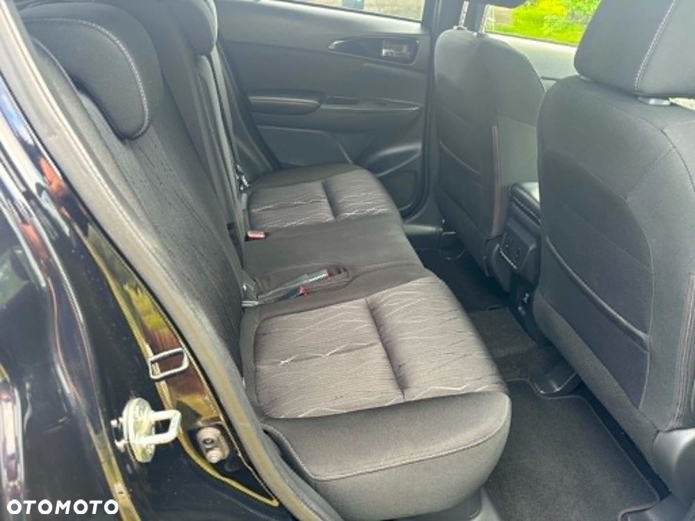 Mitsubishi Eclipse Cross - 17