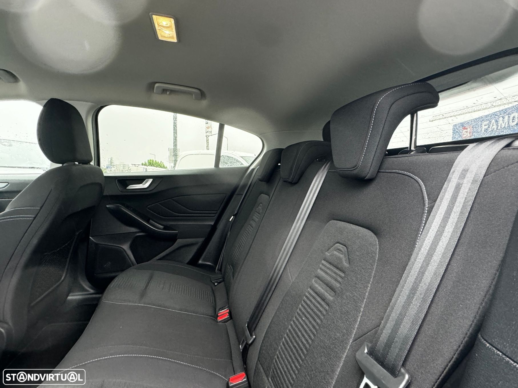 Ford Focus 1.0 EcoBoost Active X - 10