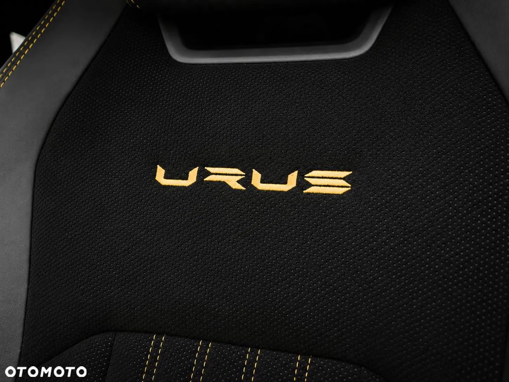 Lamborghini Urus - 30