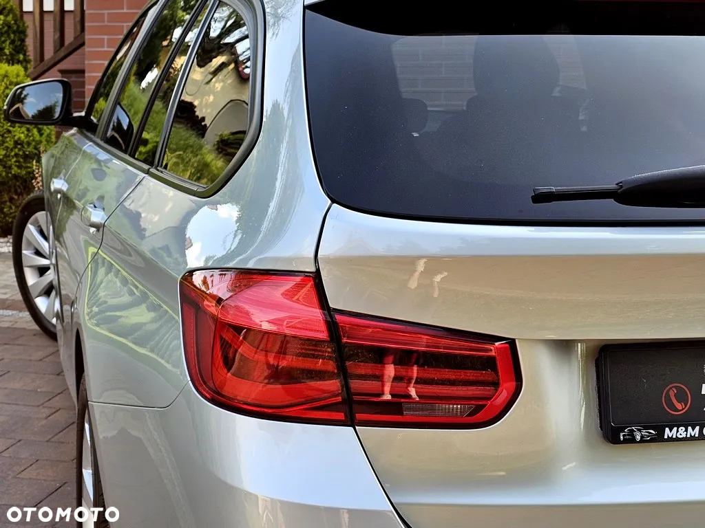 BMW Seria 3 318d Touring Sport Line - 18