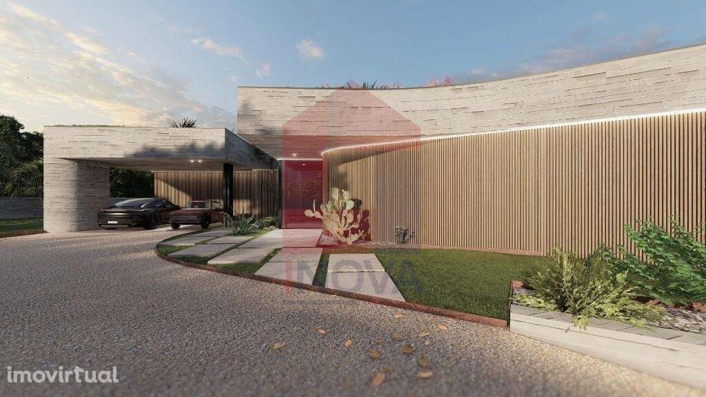 Moradia Térrea com Piscina - Grande imagem: 4/23