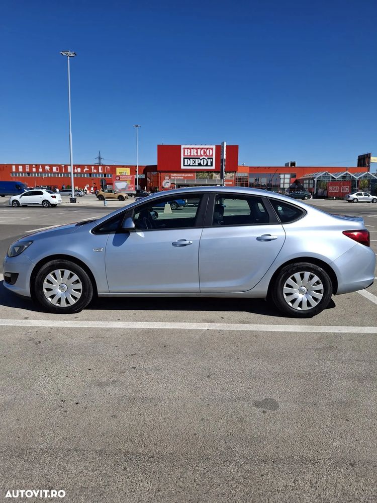 Opel Astra 1.6 CDTI ECOTEC Dynamic - 5