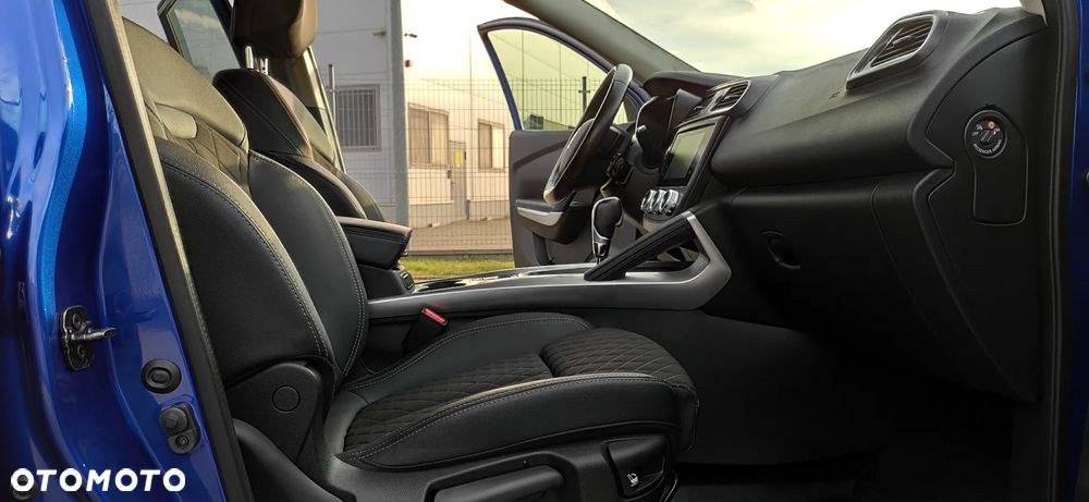 Renault Kadjar 1.3 TCe FAP Black Edition EDC - 28