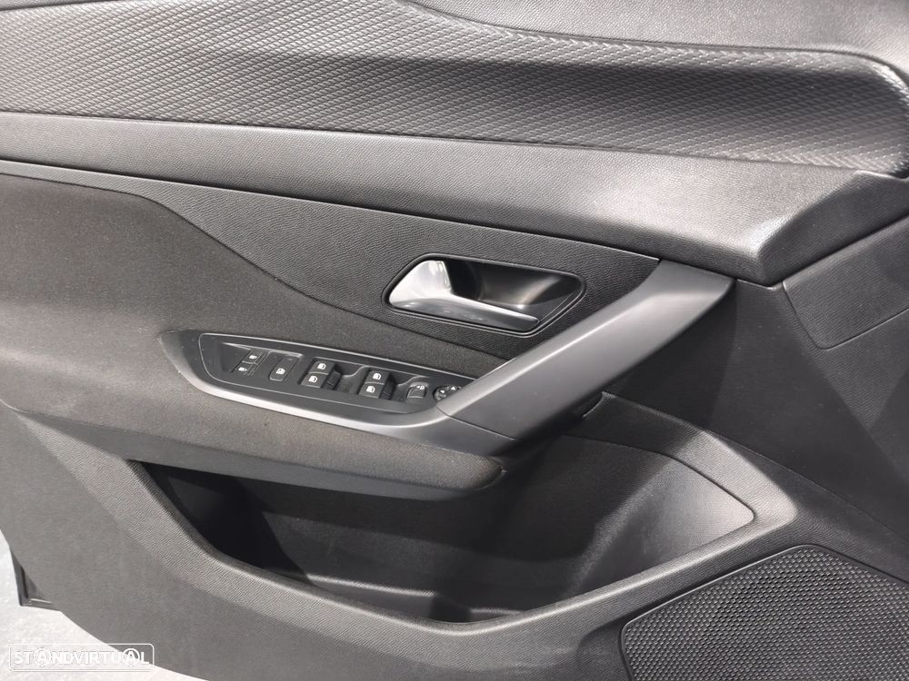 Peugeot 308 1.2 PureTech Allure - 9