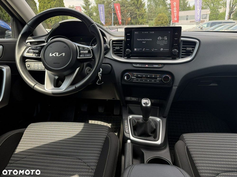 Kia Ceed 1.5 T-GDI M - 14