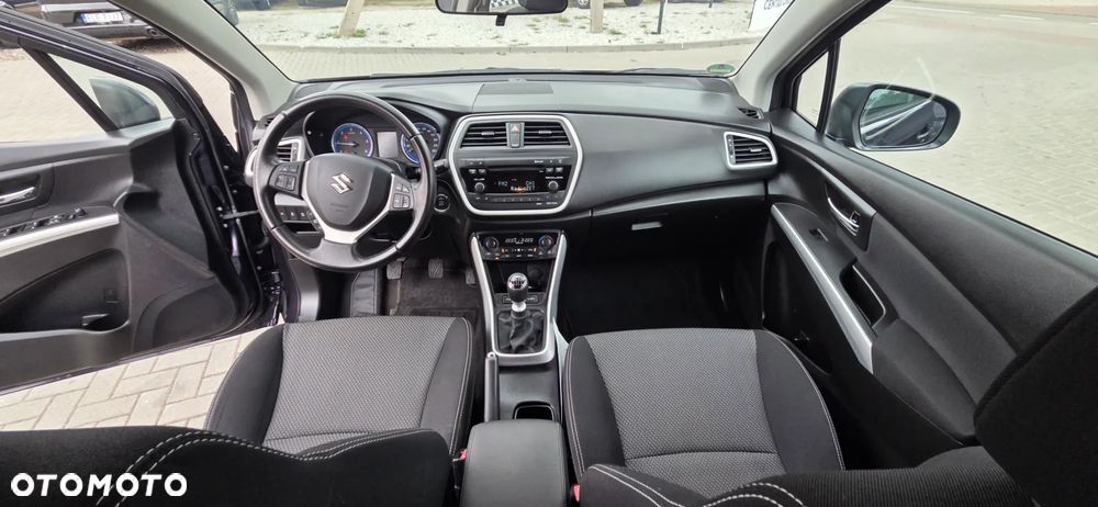 Suzuki SX4 S-Cross 1.6 DDiS 4x2 Comfort - 37