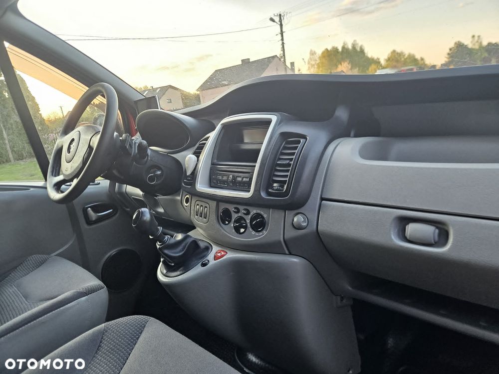 Opel Vivaro - 13