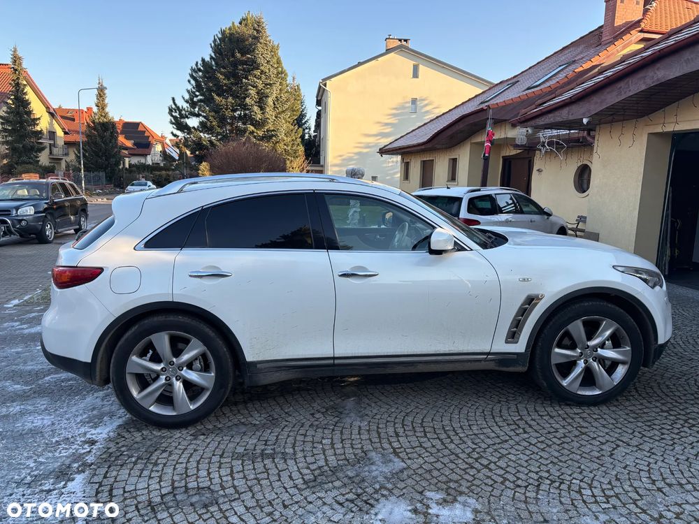 Infiniti FX FX30d GT Premium - 7
