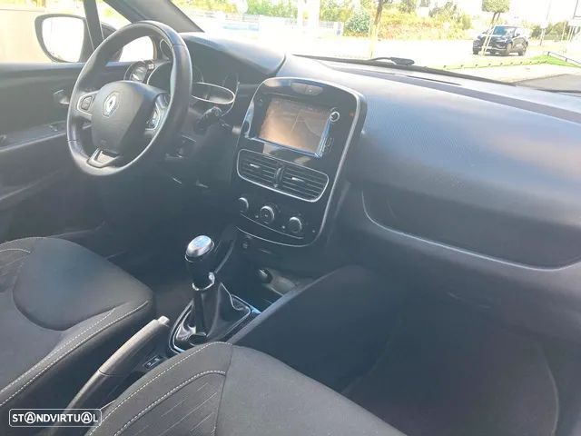 Renault Clio Sport Tourer 1.5 dCi Limited - 27