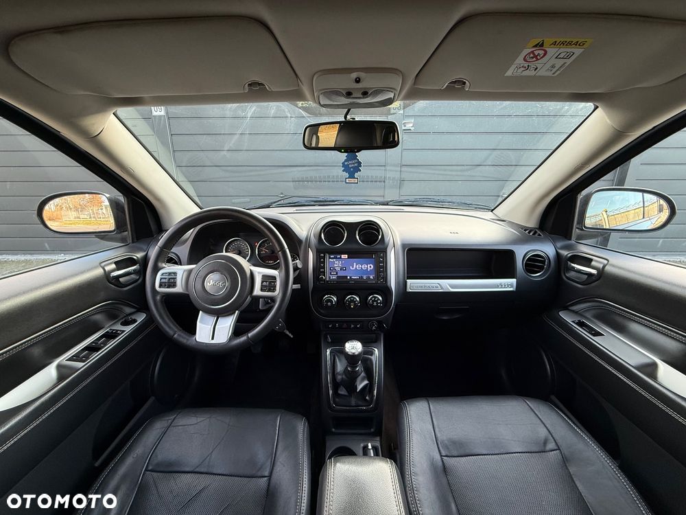 Jeep Compass - 23