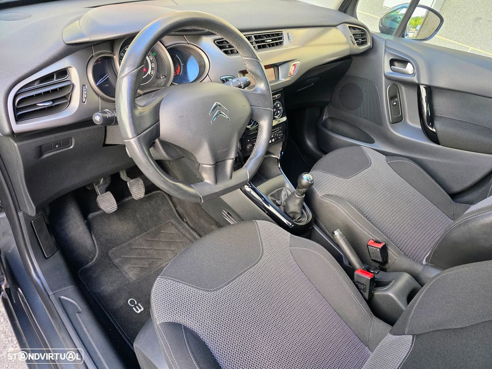 Citroën C3 1.2 PureTech Collection - 26