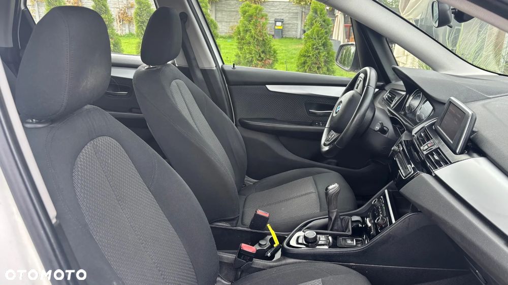 BMW Seria 2 216i GPF Sport Line - 13