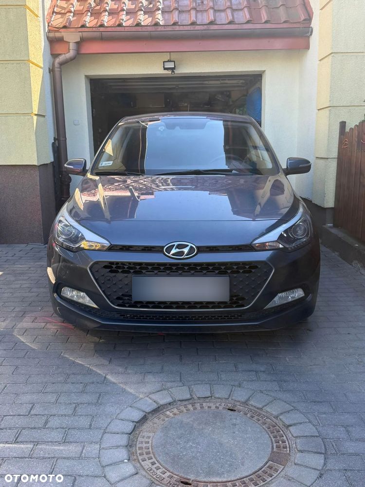 Hyundai i20 - 17