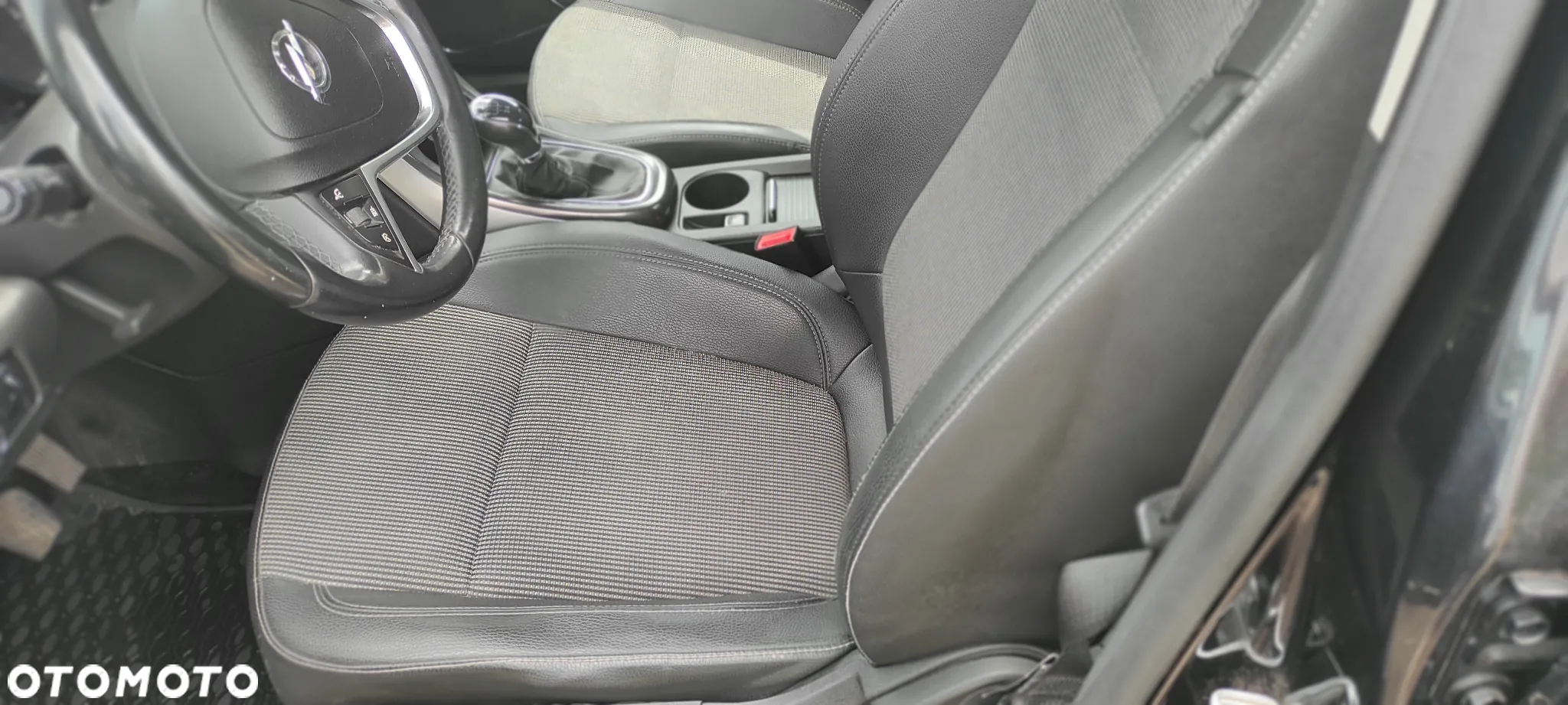 Opel Astra 1.6 - 10