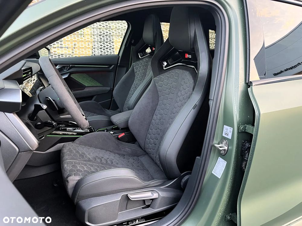 Audi RS3 Sportback - 15