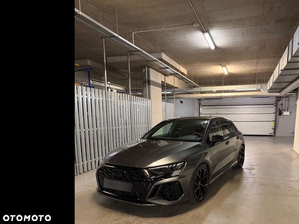 Audi RS3 Sportback - 3