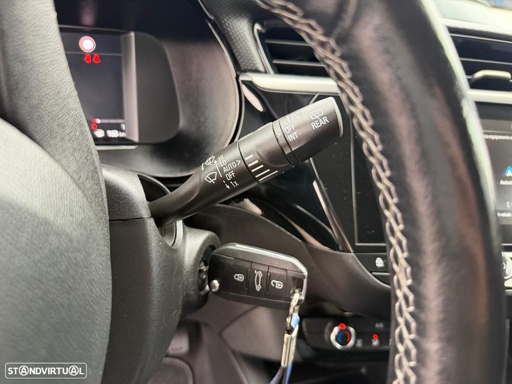 Opel Corsa 1.5 D Elegance - 21