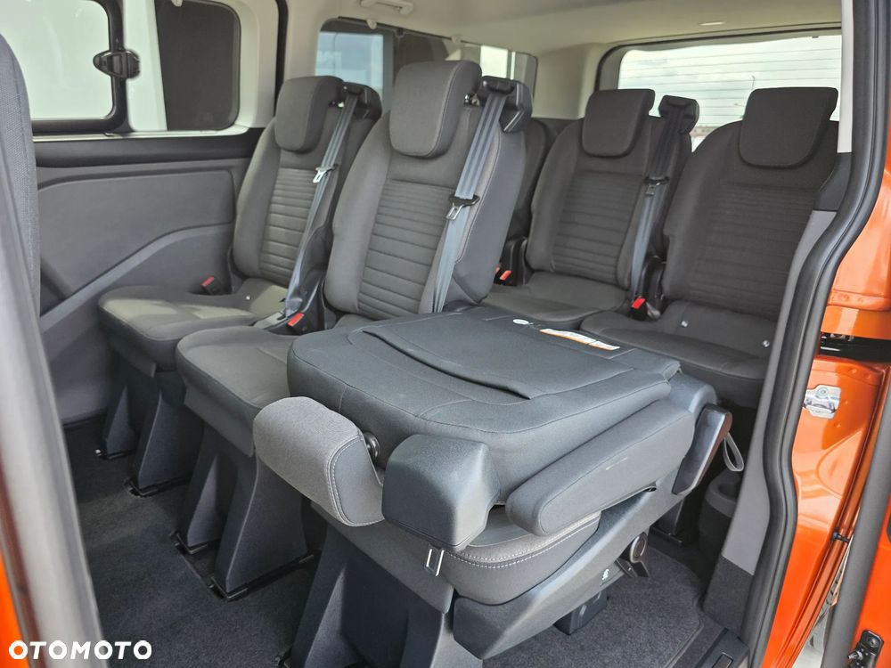 Ford Tourneo Custom 2.0 TDCi L2 Titanium SelectShift - 6