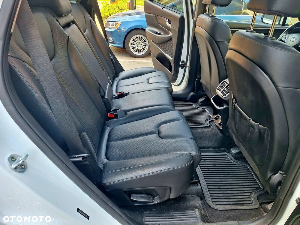 Hyundai Santa Fe - 12