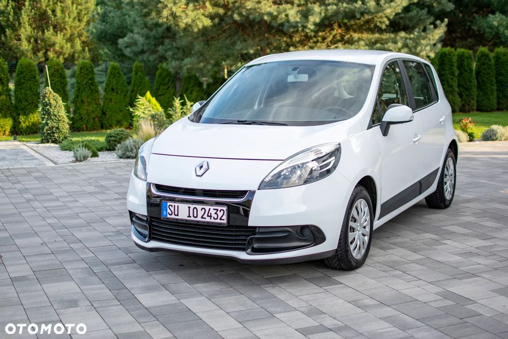 Renault Scenic - 11