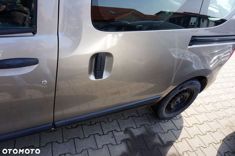 DRZWI TYLNE LEWE DOKKER LIFT TEHNK 801008218R BEŻOWY DACIA 2017-2021 - 2