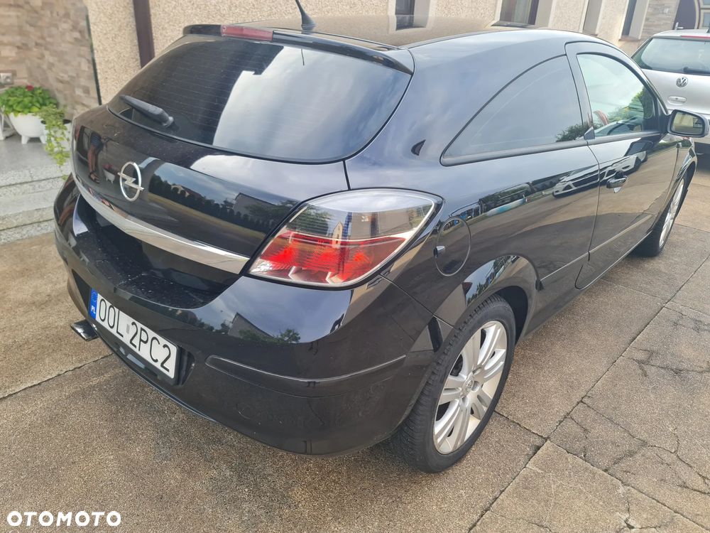 Opel Astra 2.0 T Sport - 2