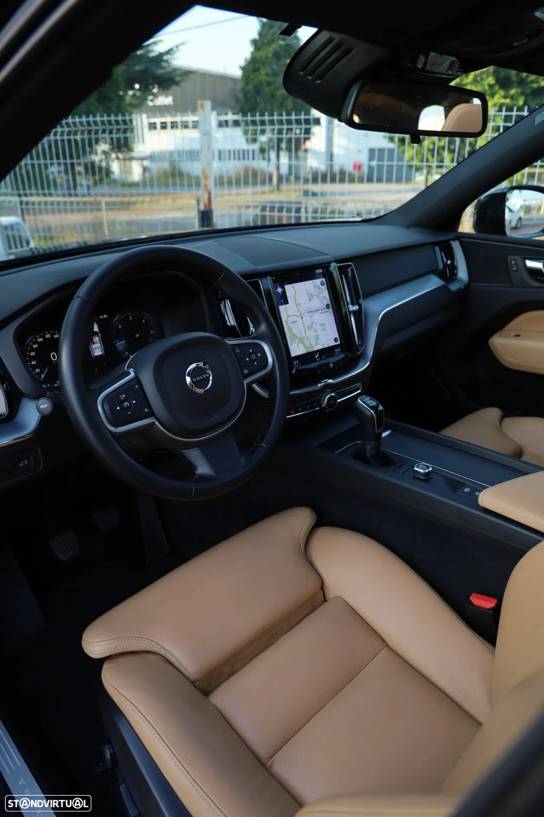 Volvo XC 60 2.0 D3 Momentum Plus - 31