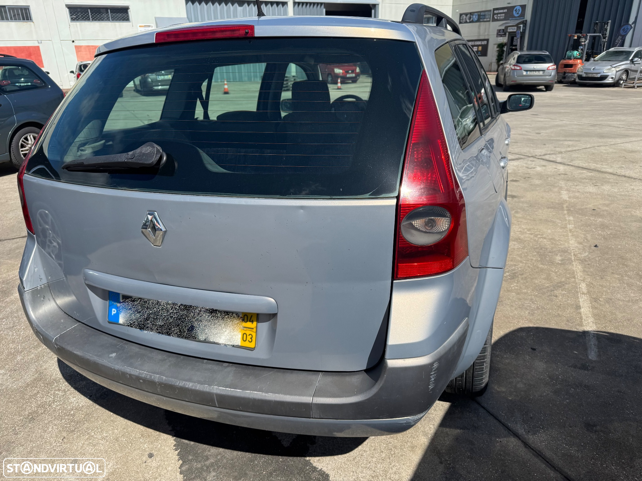 Renault Megane II 1.5Dci de 2003 para peças - 3