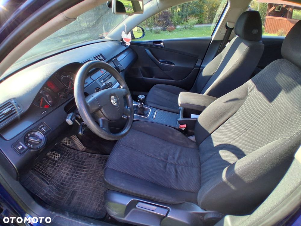 Volkswagen Passat - 5
