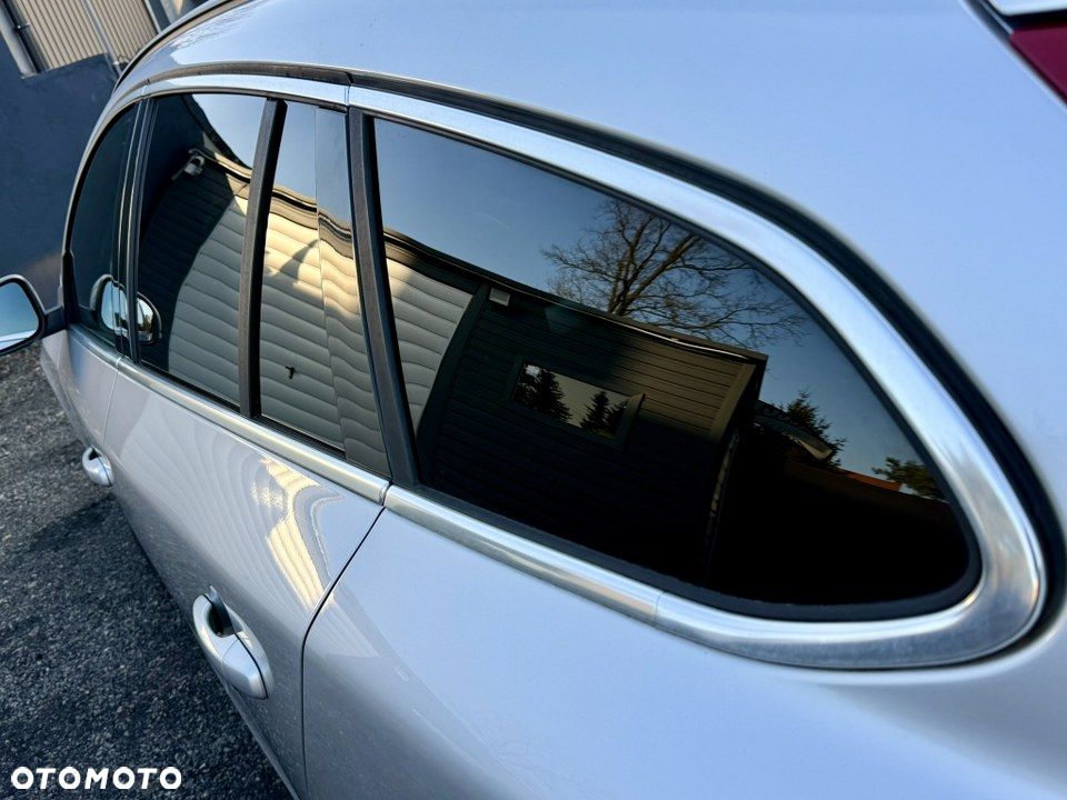 Volvo V60 D4 Ocean Race - 11