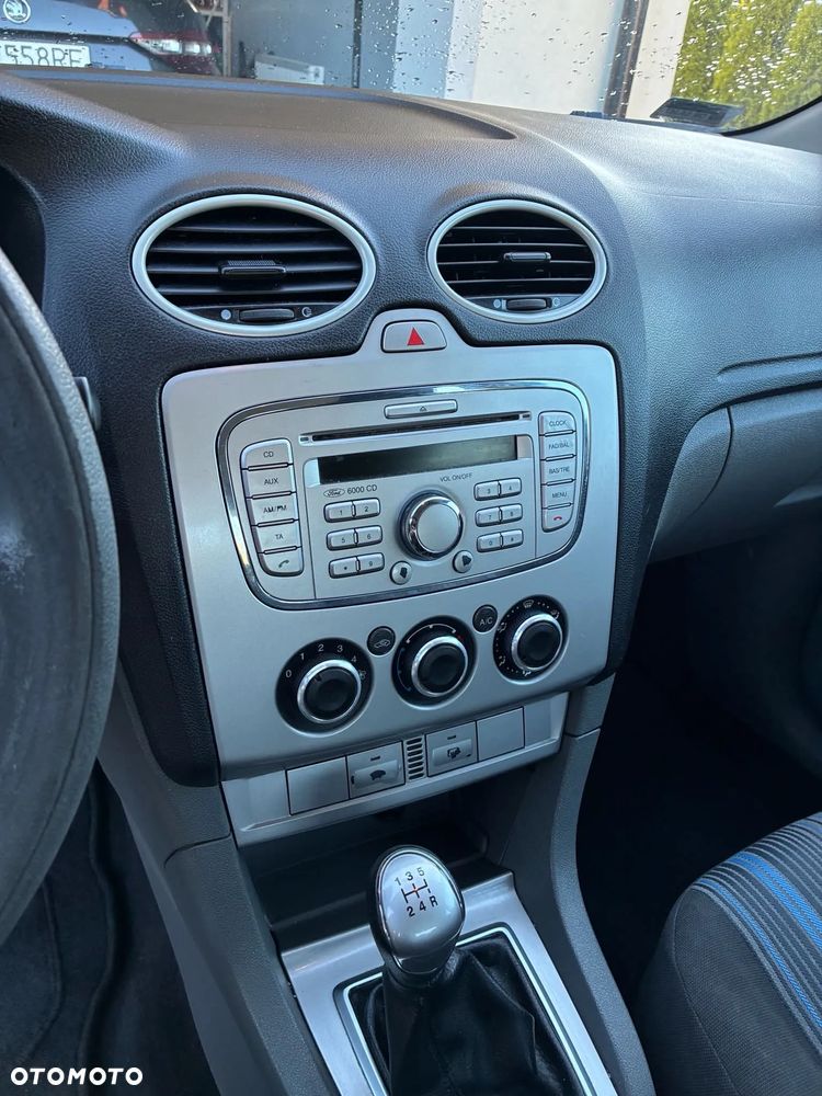 Ford Focus 1.8 TDCi Trend + - 6