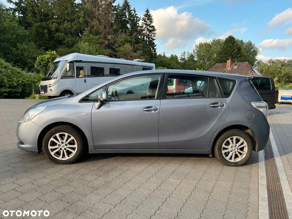 Toyota Verso 1.8 7-Sitzer Comfort - 7