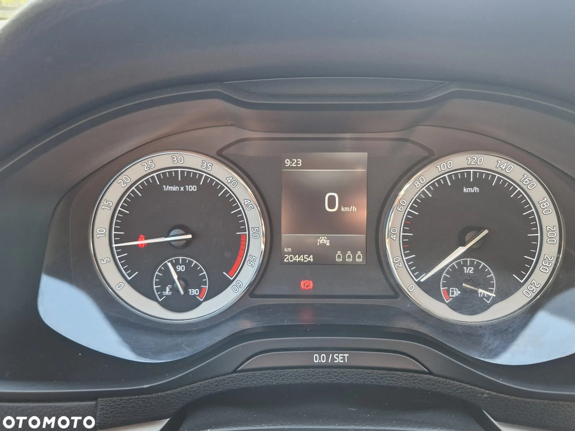 Skoda Karoq 2.0 TDI SCR 4x2 Ambition - 11