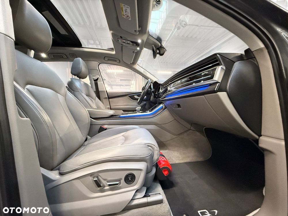 Audi Q7 - 21