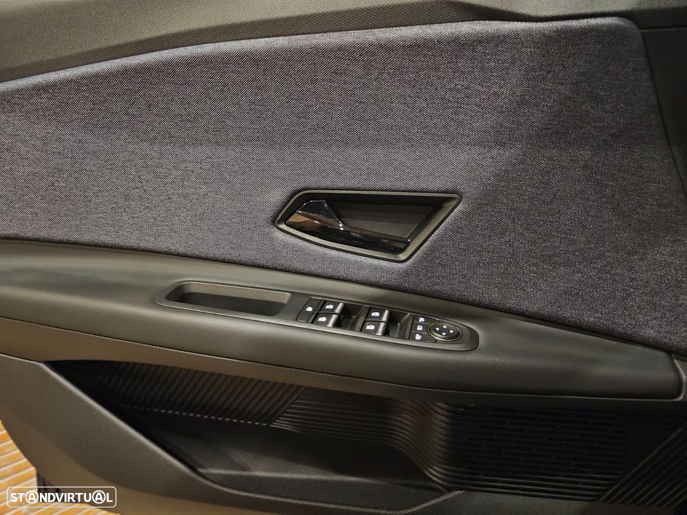 Renault 5 E-Tech R Iconic Five 150 Comfort Range - 24