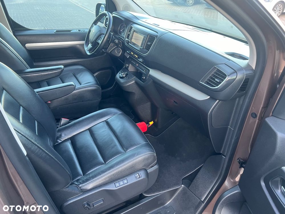 Peugeot Traveller L3 2.0 EAT8 Business VIP - 24
