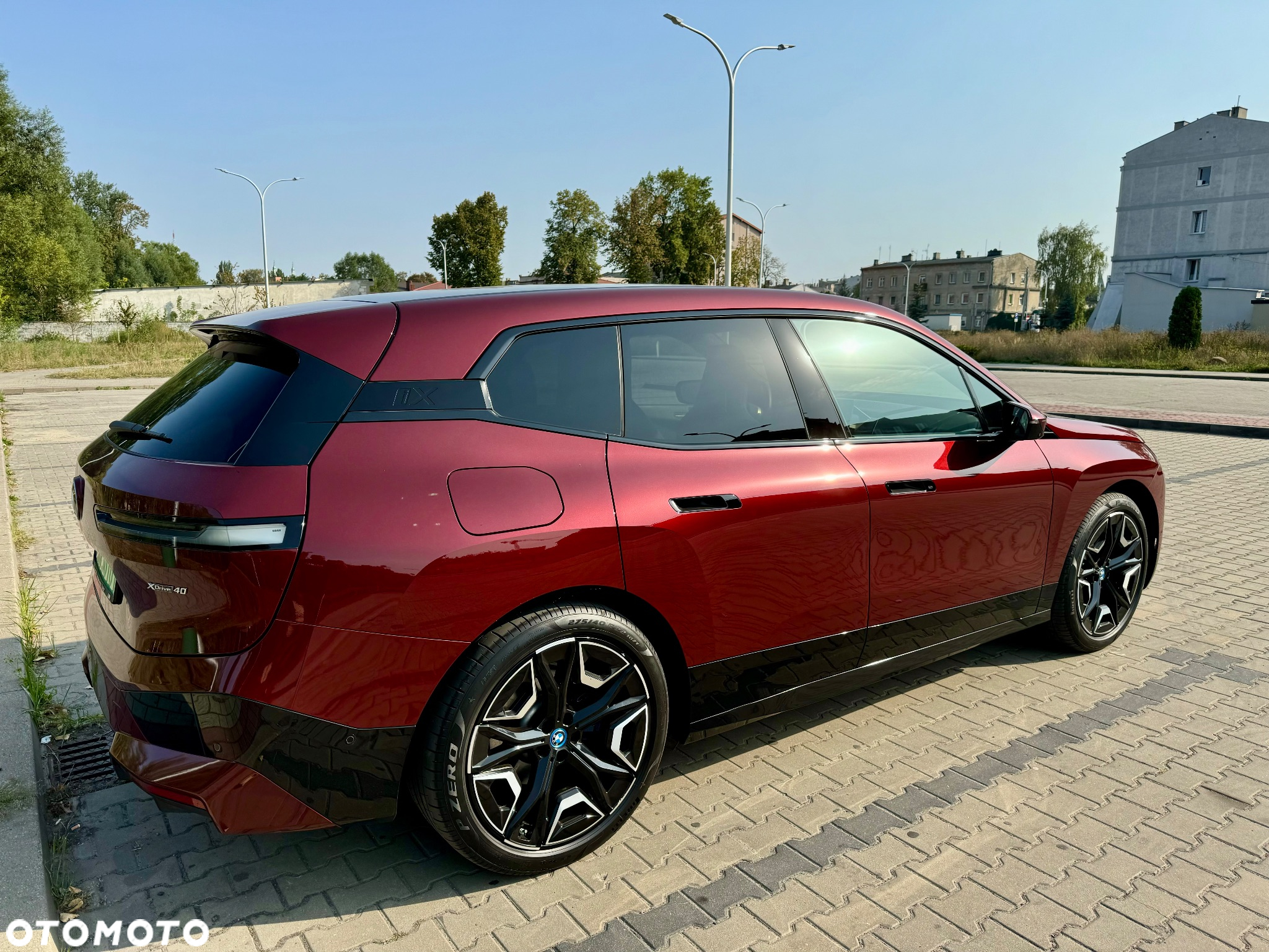 BMW iX xDrive40 76.6kWh Signature - 8