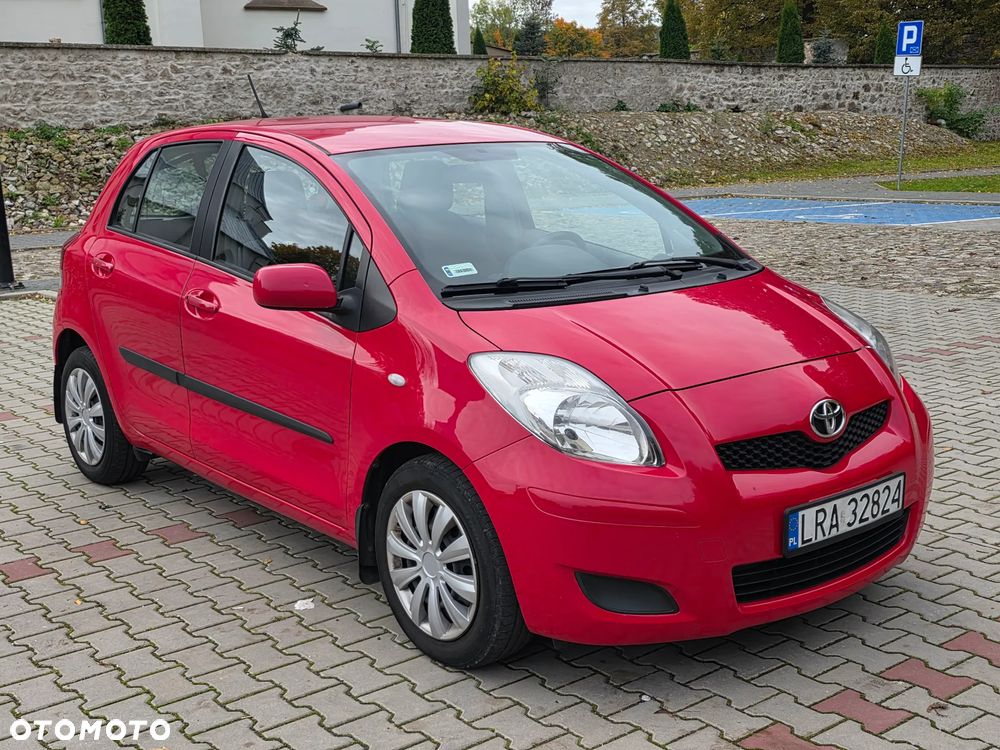 Toyota Yaris - 2