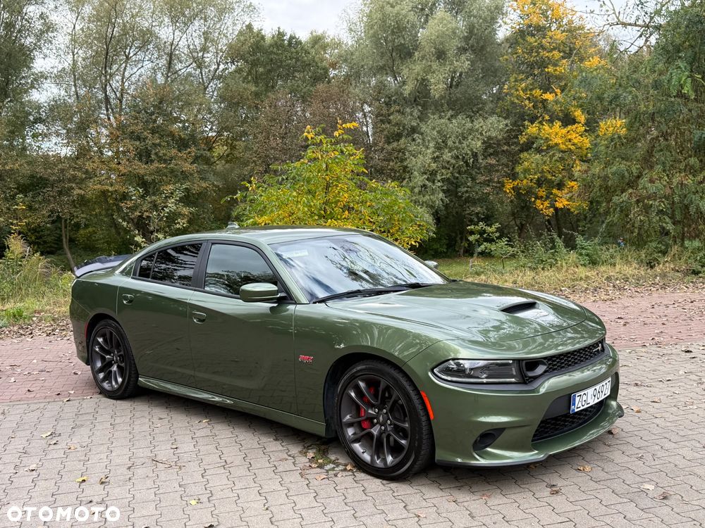 Dodge Charger 6.4 Scat Pack - 6