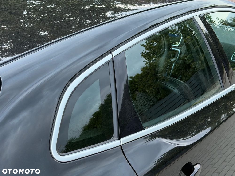 Volvo V40 - 24